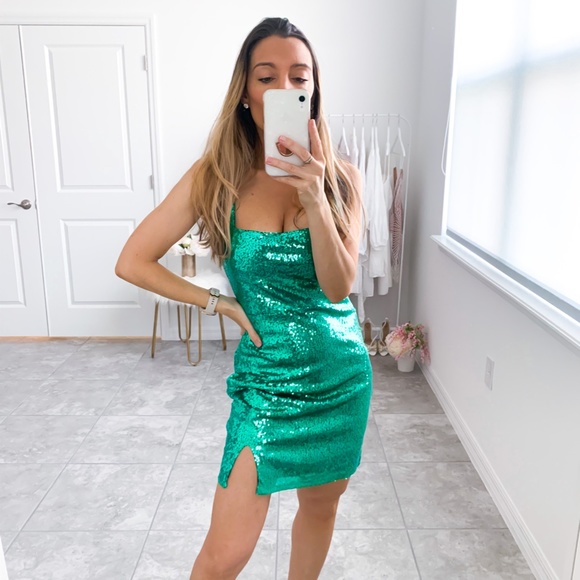 Bright Green Sleeveless Sequin Cocktail Dress - Picture 12 of 15